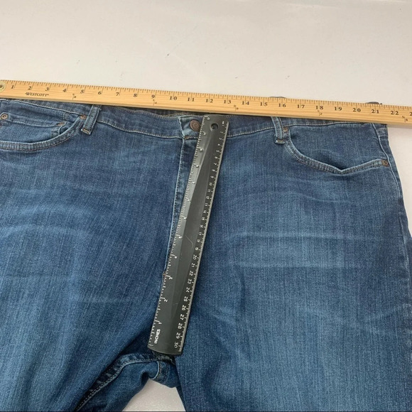 Wrangler Relaxed Fit Jeans Size 42  Straight Leg Inseam 29 Blue Cotton Blend - Picture 7 of 11
